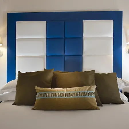 לינה וארוחת בוקר Dve